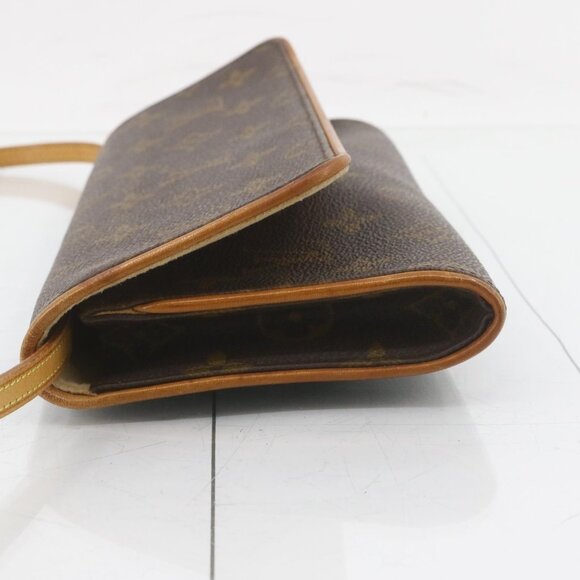 Louis VUITTON Pochette Twin - Picture 5 of 17